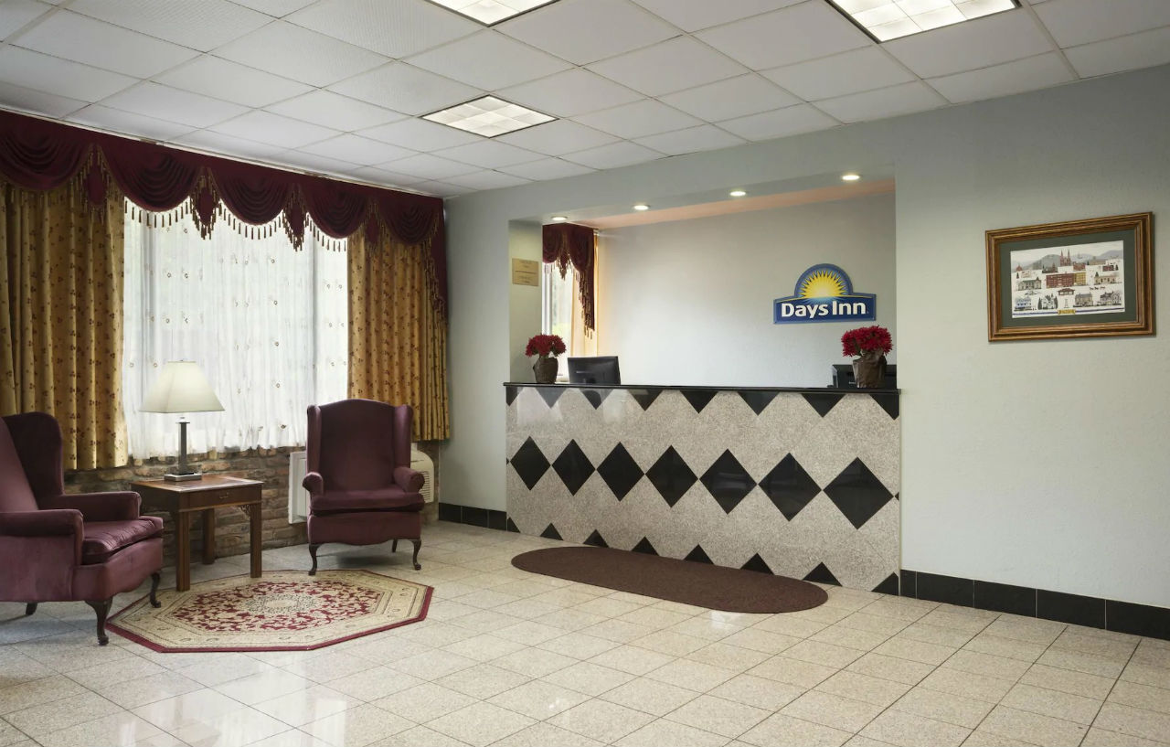 Days Inn Oil City Conference Center 외부 사진