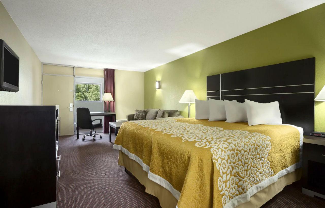 Days Inn Oil City Conference Center 외부 사진