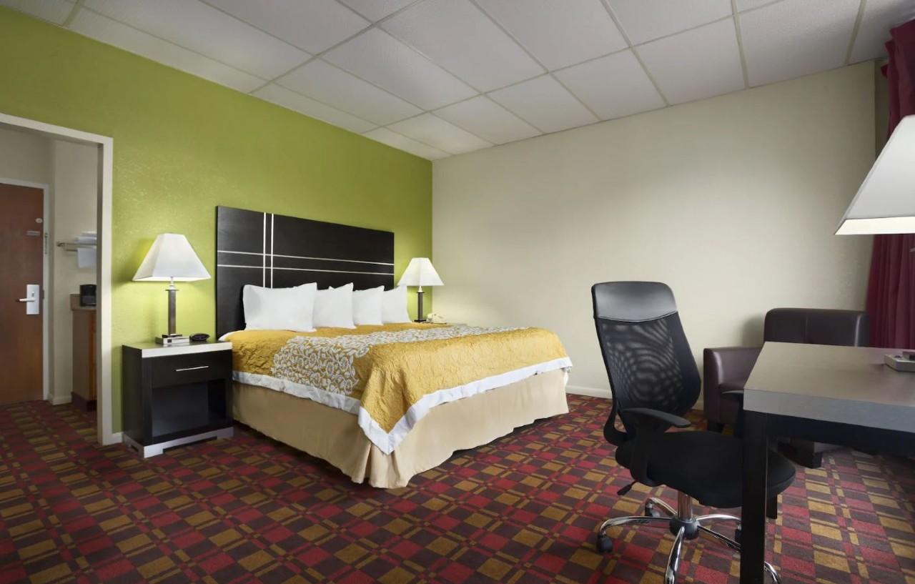 Days Inn Oil City Conference Center 외부 사진